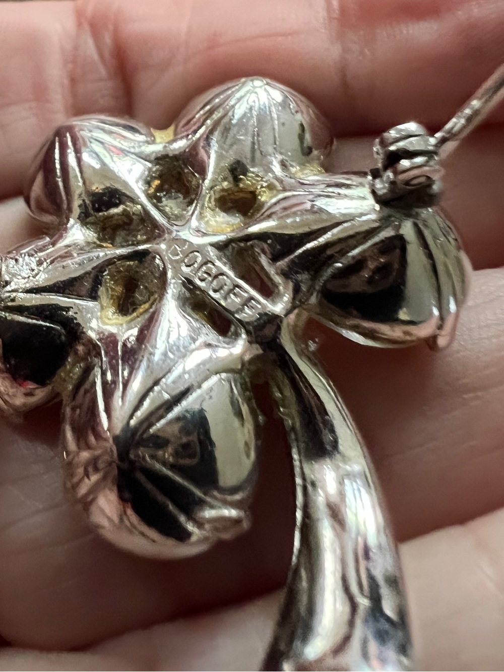 Bogoff Crystal 5 Leaf Clover Flower Brooch Vintage - Picture 6 of 8